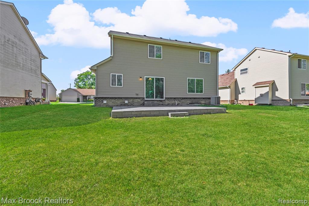 6023 Treetops Drive, Romulus, MI 48174 — Photo 41