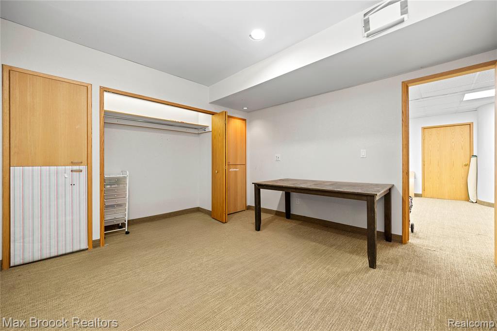 6067 Charles Drive, West Bloomfield, MI — Photo 50