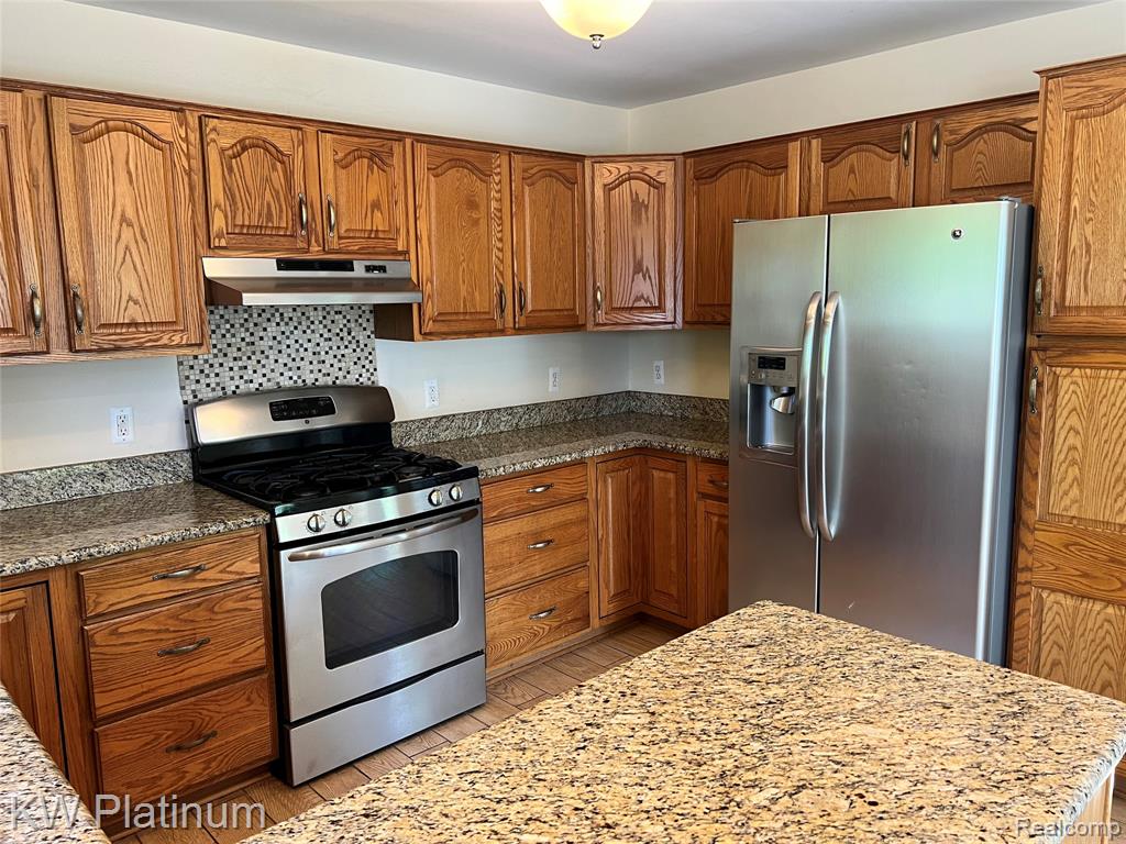 514 S Belle River Avenue, Marine, MI — Photo 7
