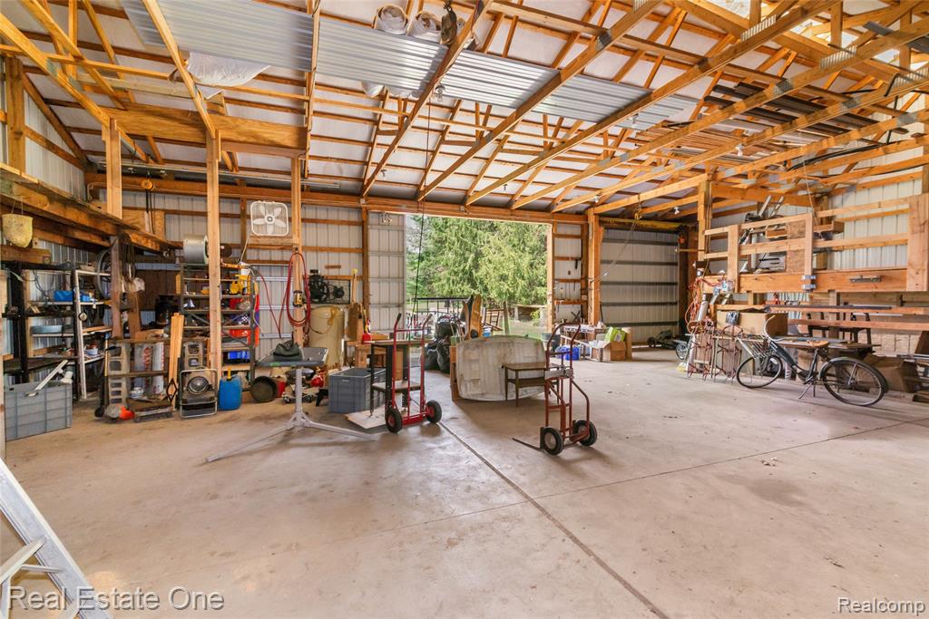 9050 Earhart Road, South Lyon, MI 48178 — Photo 41