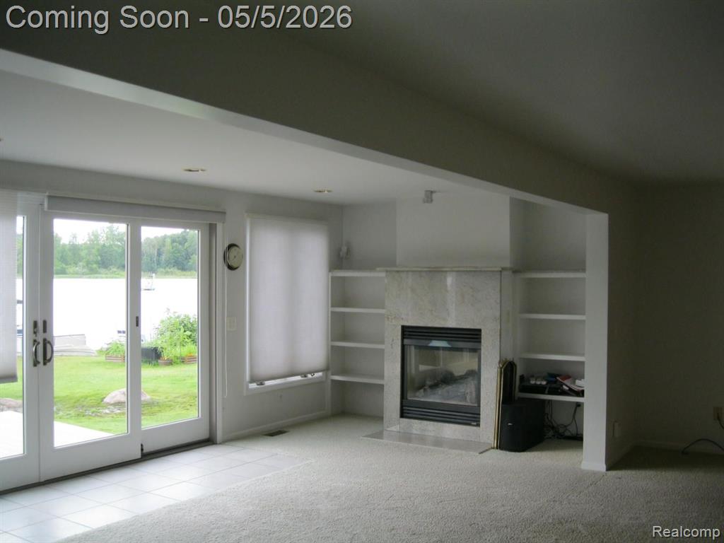1873 LAKEVIEW Lane, Highland, MI — Photo 9