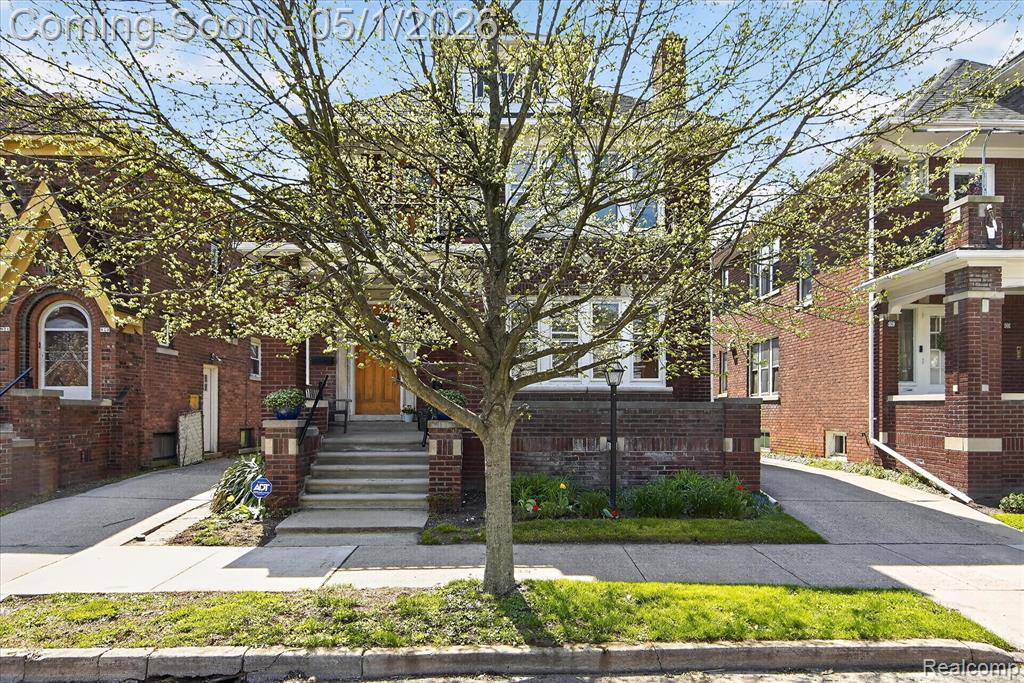 925 Nottingham, Grosse Pointe Park, MI 48230 — Photo 45