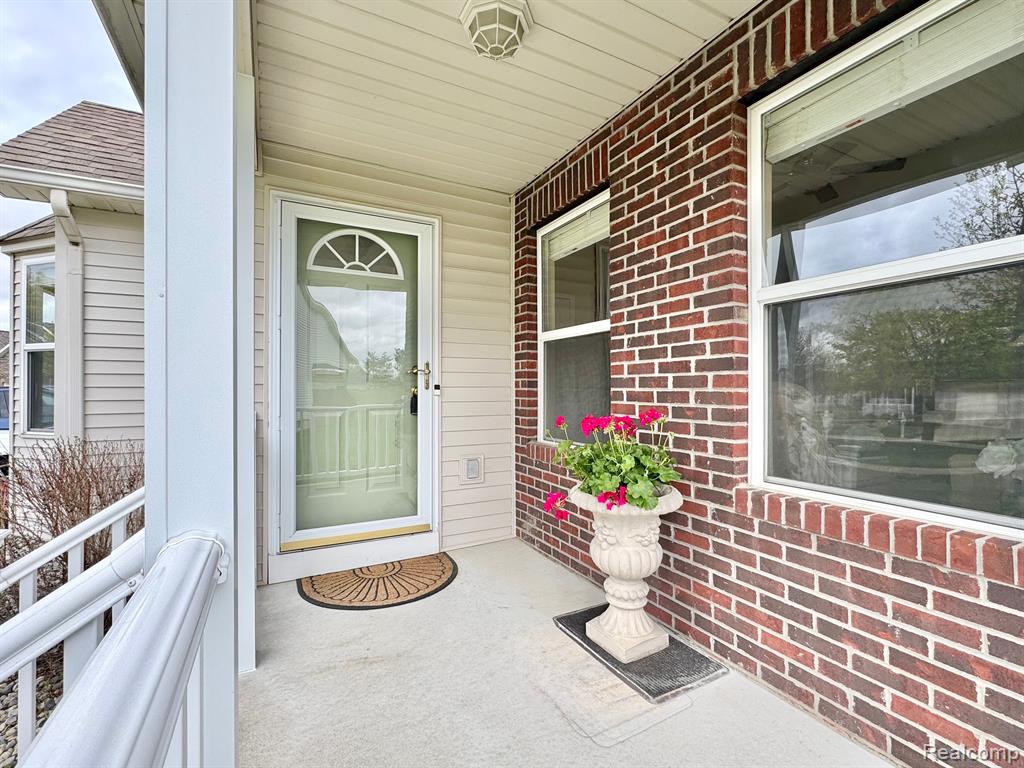 6349 Kings Court, Flushing, MI 48433 — Photo 3