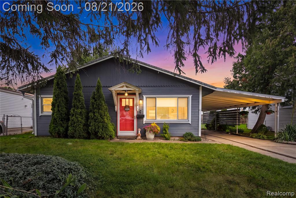 62 Madison Avenue, Clawson, MI