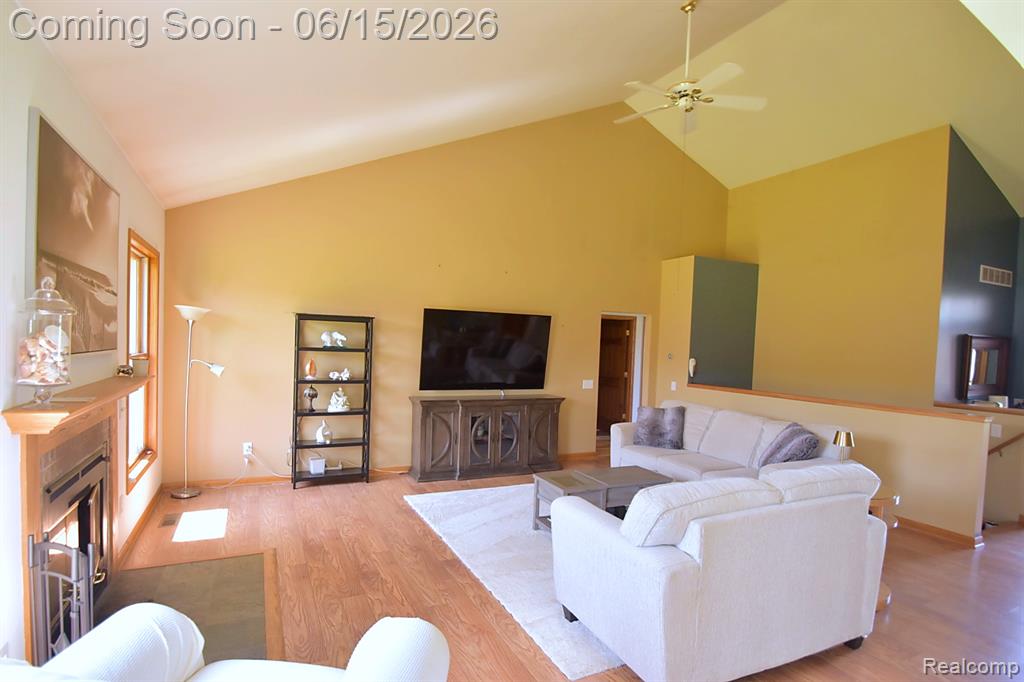 12390 Country Creek Drive, Goodrich Vlg, MI — Photo 4