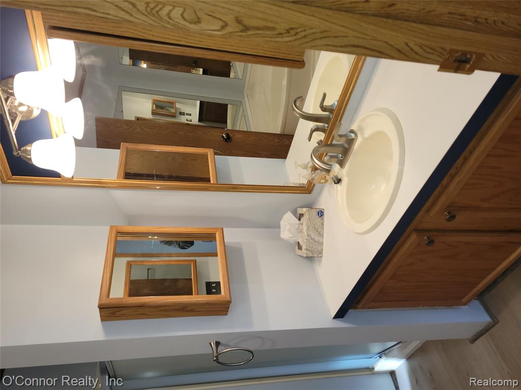 521 Bush Lake Lane, MI — Photo 5