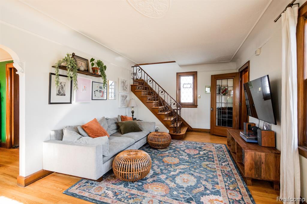 5815 BUCKINGHAM Avenue, Detroit, MI 48224 — Photo 4
