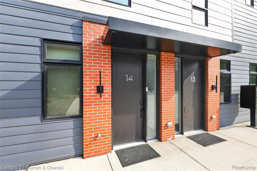 1640 Bagley Street - Photo 3