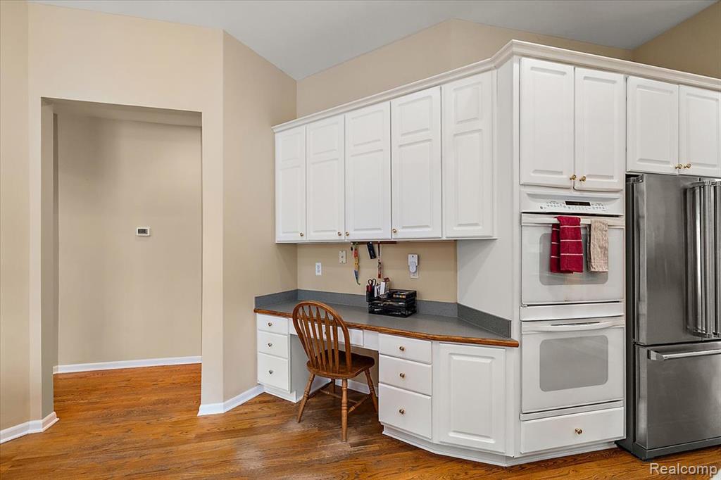 7108 Branford Court, West Bloomfield, MI — Photo 23