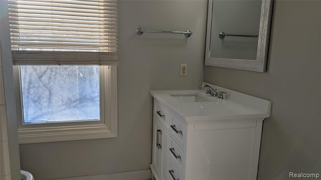 4912 OAK RIVER Drive, Troy, MI 48098 — Photo 34