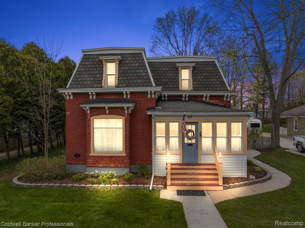 49 Dennison Street, Oxford, MI 48371 — front exterior