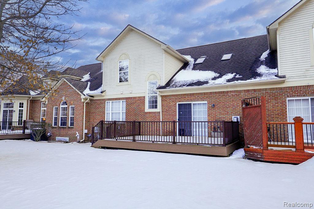 48608 Oak Bridge Drive, Canton, MI 48188 — Photo 12