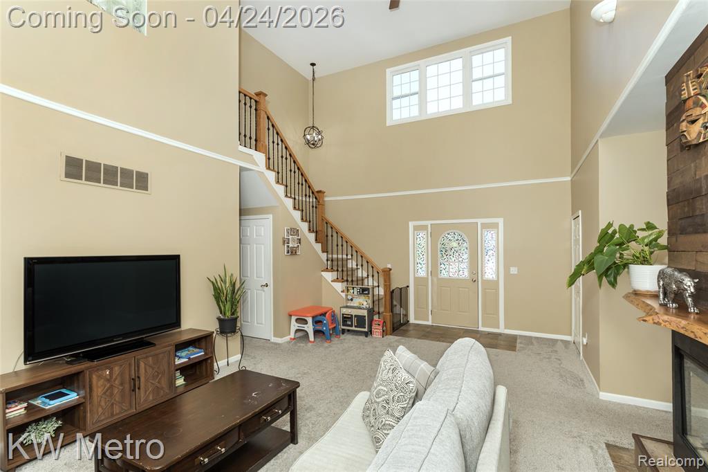 1025 Crystal Wood Drive, Davison, MI 48423 — Photo 2