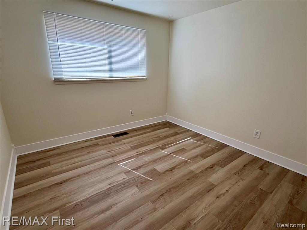 25653 Palomino Drive, Warren, MI 48089 — Photo 12