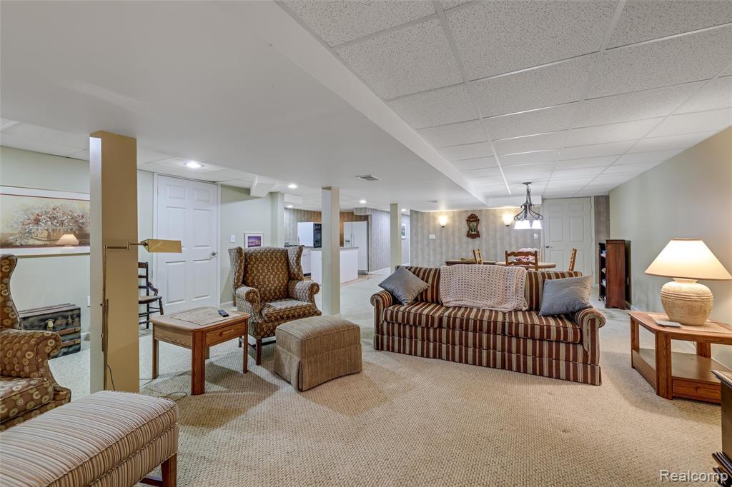 31698 Southview Street, Beverly Hills, MI 48025 — Photo 29