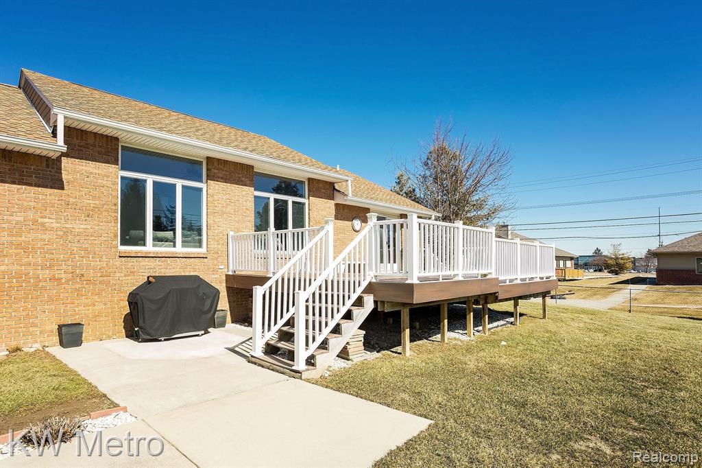 55 BOYKEN Road, Rochester Hills, MI 48307 — Photo 42