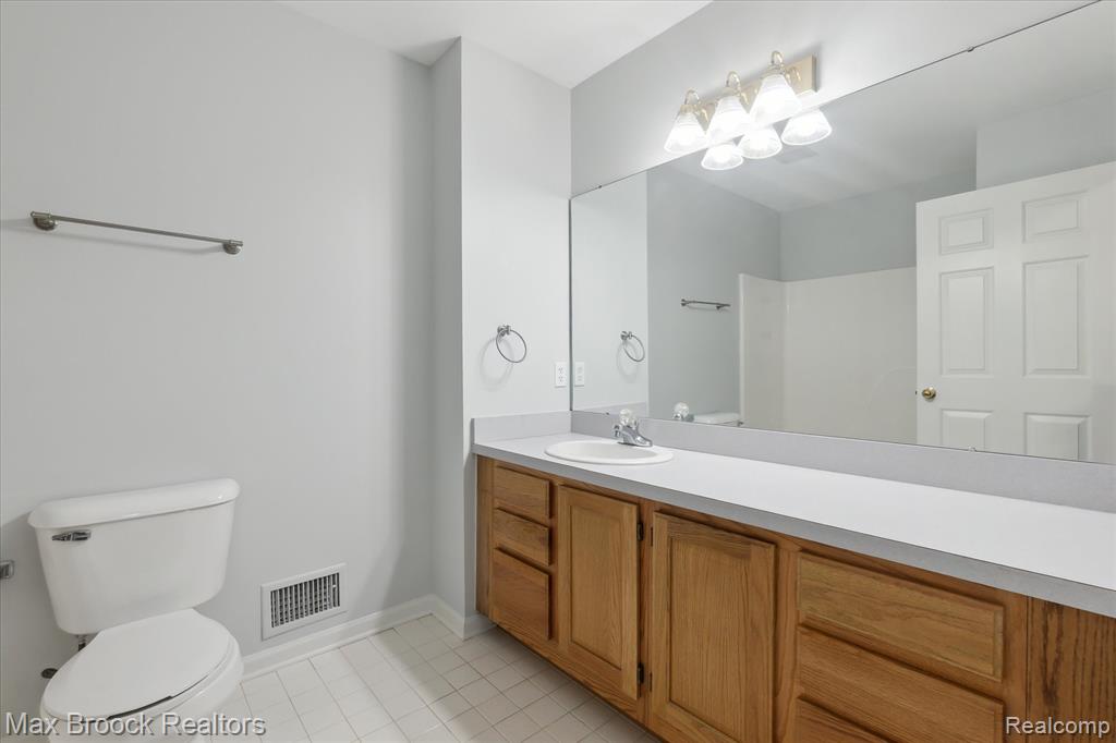 1158 Bay Court, Holly, MI 48442 — Photo 13