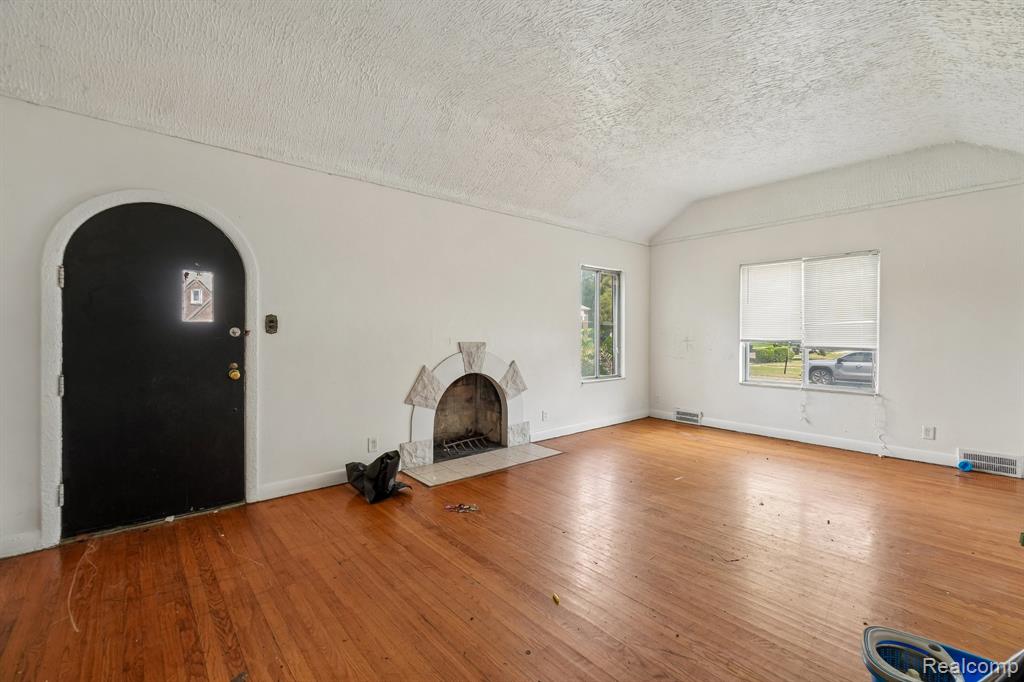 15906 Collingham Drive - Photo 4