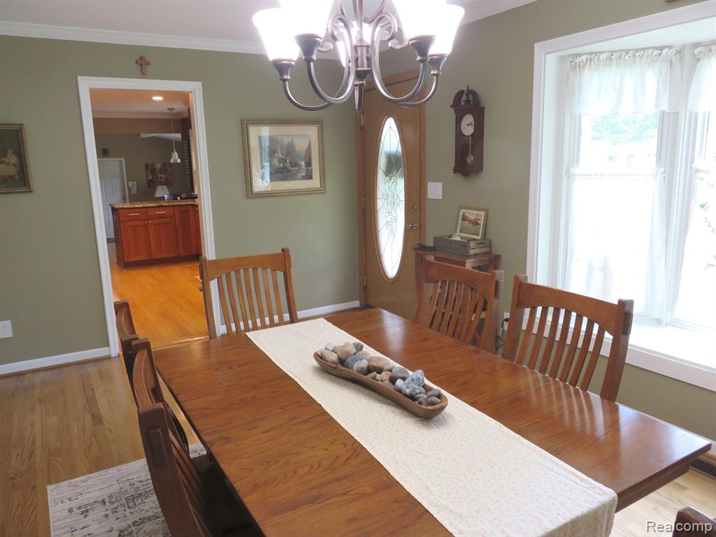 475 LOVELL Drive, Troy, MI 48085 — Photo 6