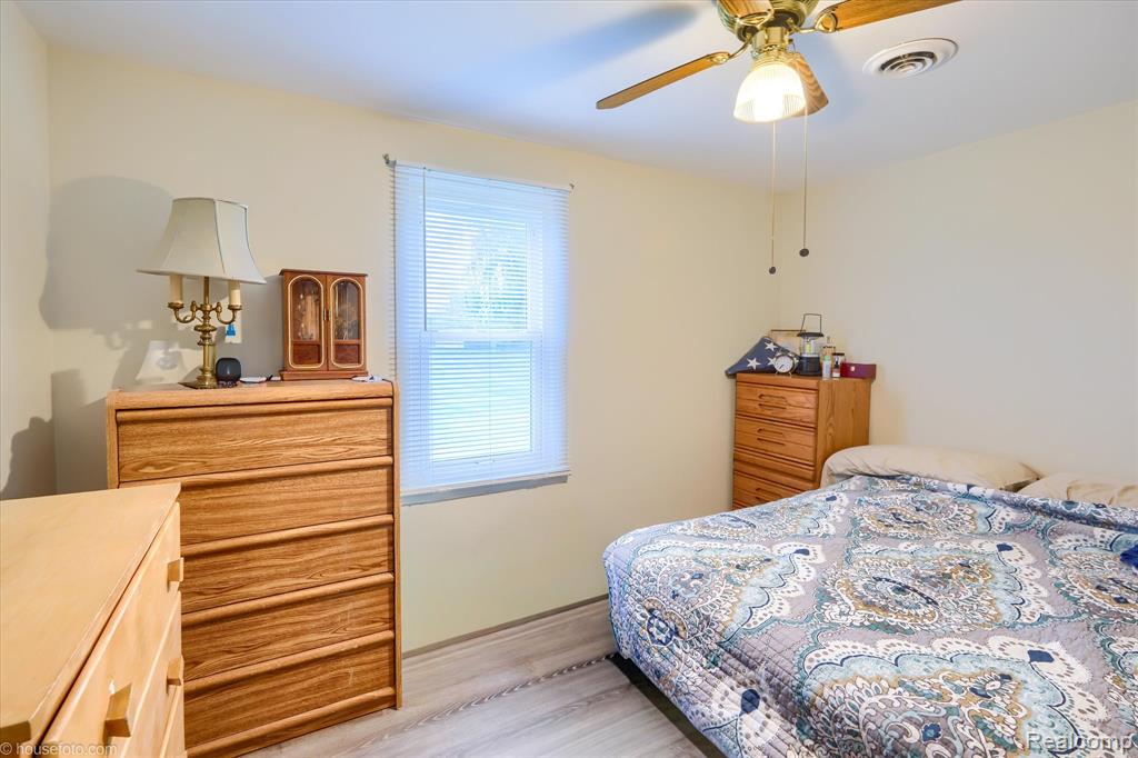 9254 N Genesee Road, Mount Morris, MI 48458 — Photo 15