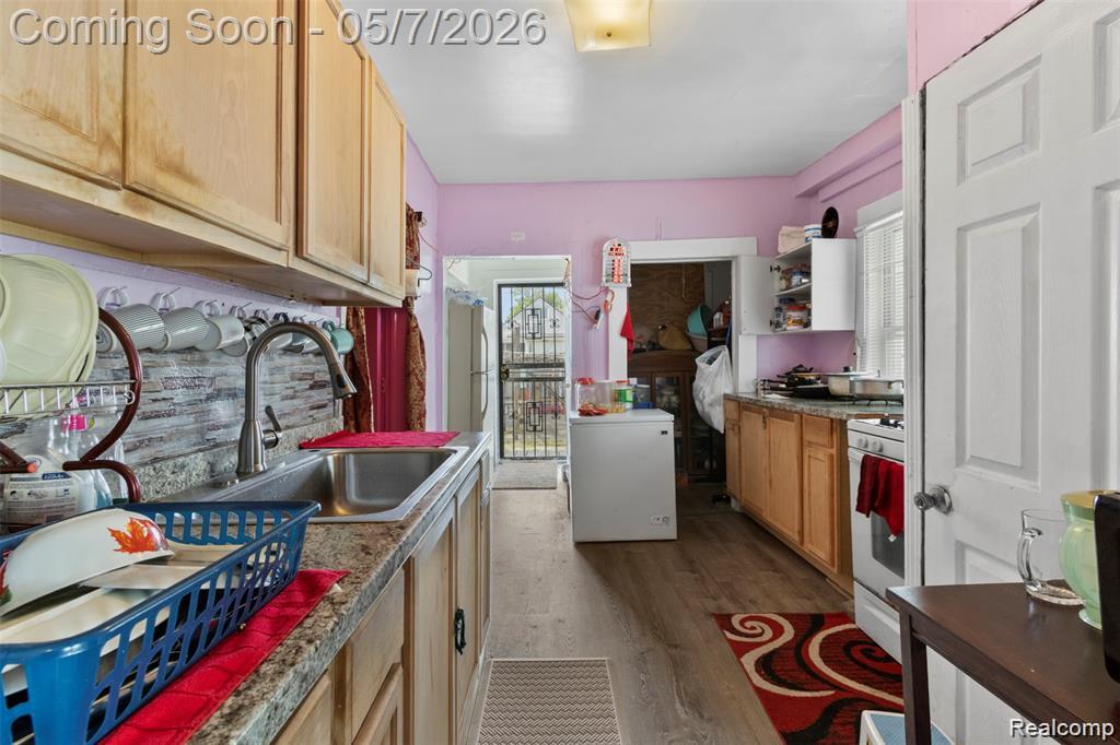 5151 Yemans Street, Hamtramck, MI 48212 — Photo 15