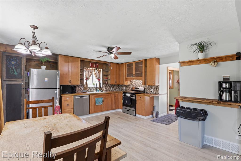 12376 W Reid Road, Durand, MI 48429 — Photo 4