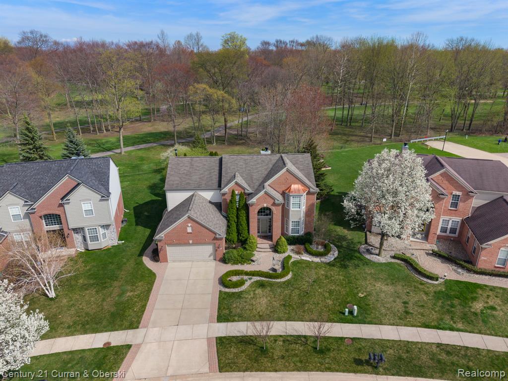 48742 Tanglewood Drive, Macomb, MI 48044 — Photo 5