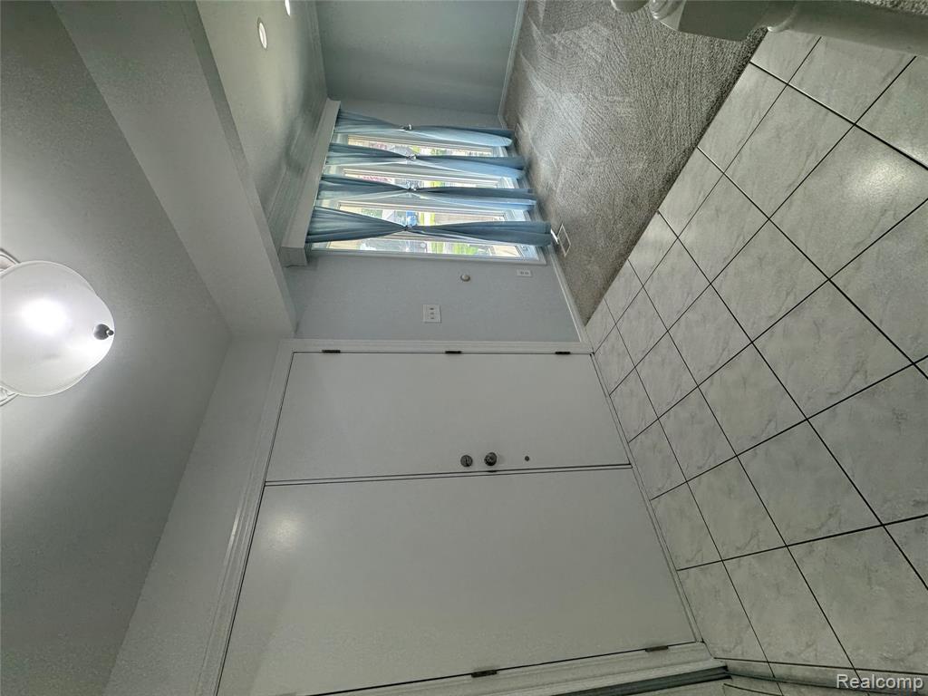 4137 Wingate Drive, Sterling Heights, MI 48310 — Photo 13