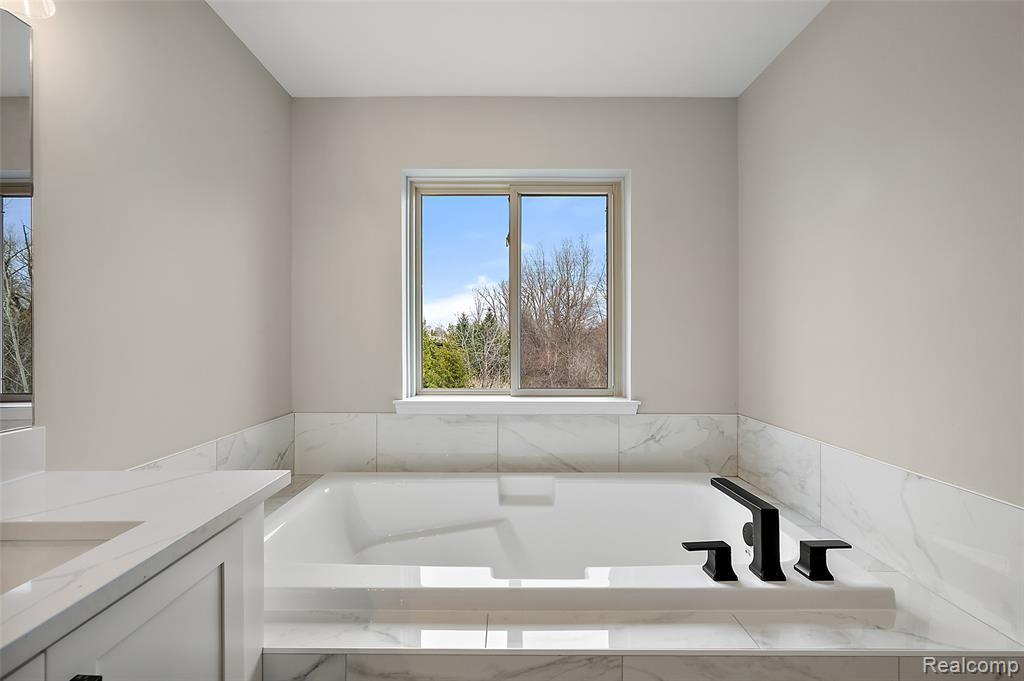18857 Via Firenze, Macomb, MI 48044 — Photo 40
