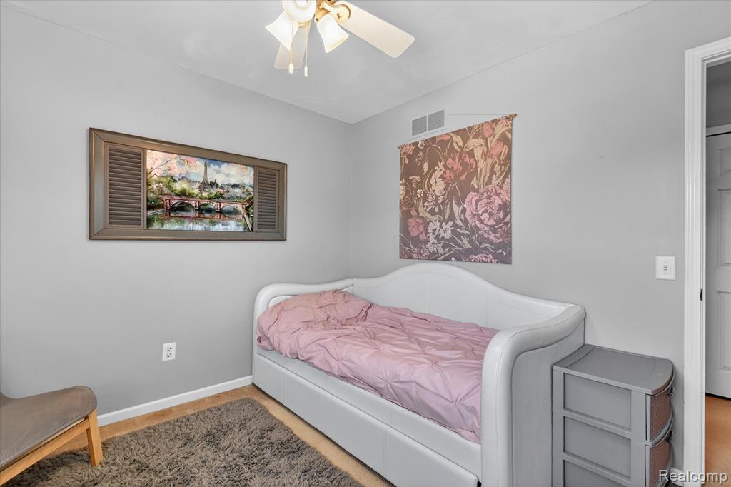 7071 Foxcreek Drive, Canton, MI 48187 — Photo 35
