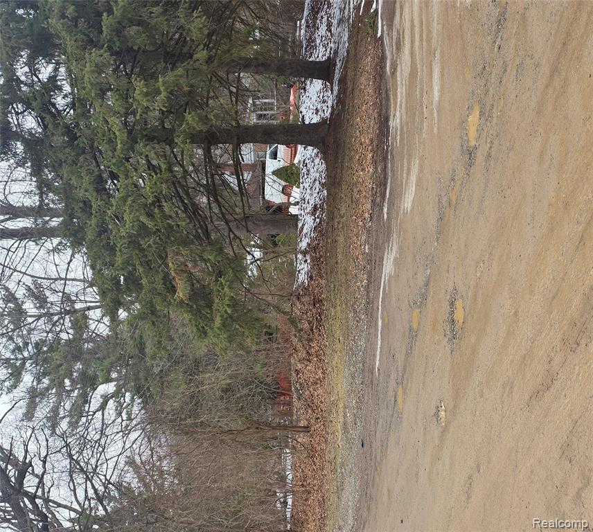 9515 Woodside Drive, Clarkston, MI 48348 — Photo 25