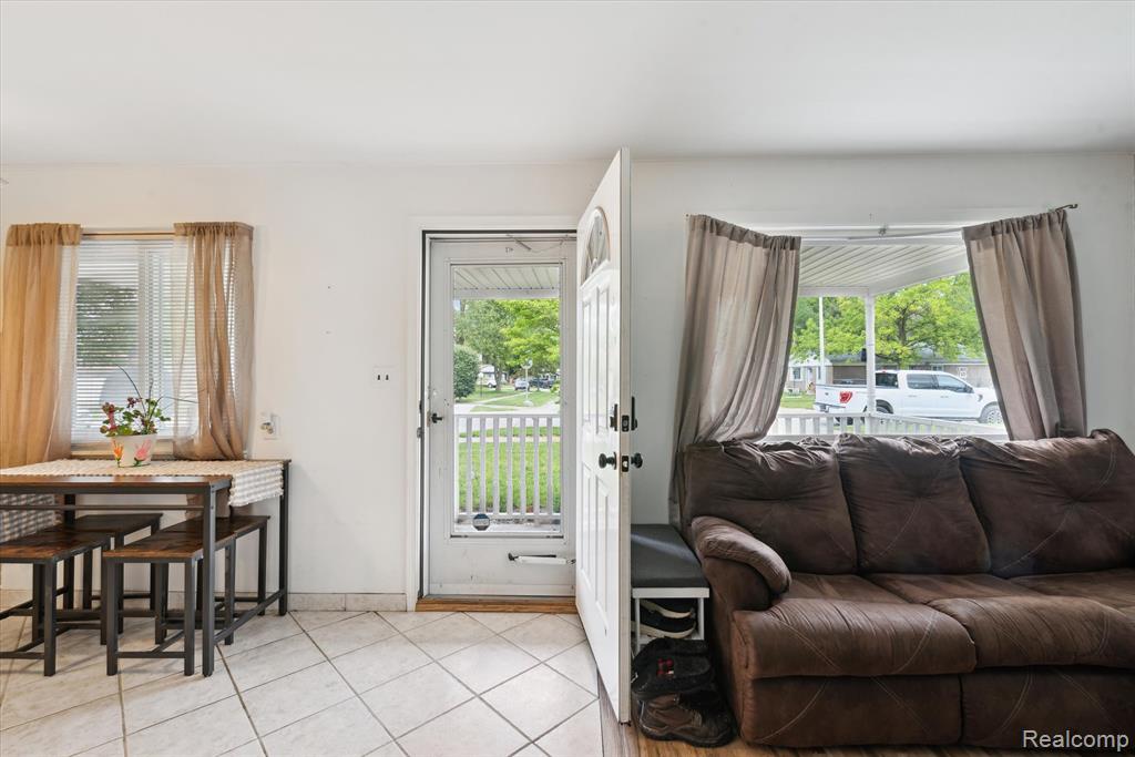 6057 Sylvia Street, Taylor, MI 48180 — Photo 5