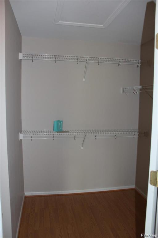 4428 Berkshire Dr, Sterling Heights, MI 48314 — Photo 12