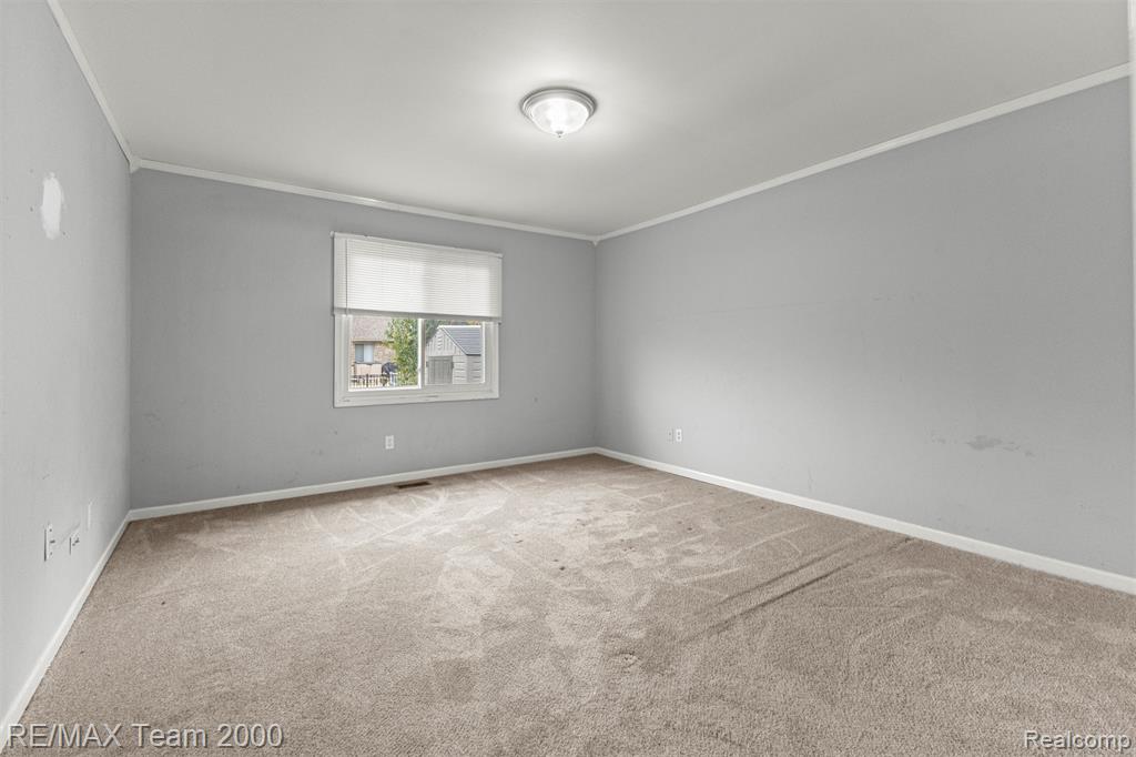 51336 Pinewood Drive, Macomb, MI 48042 — Photo 26