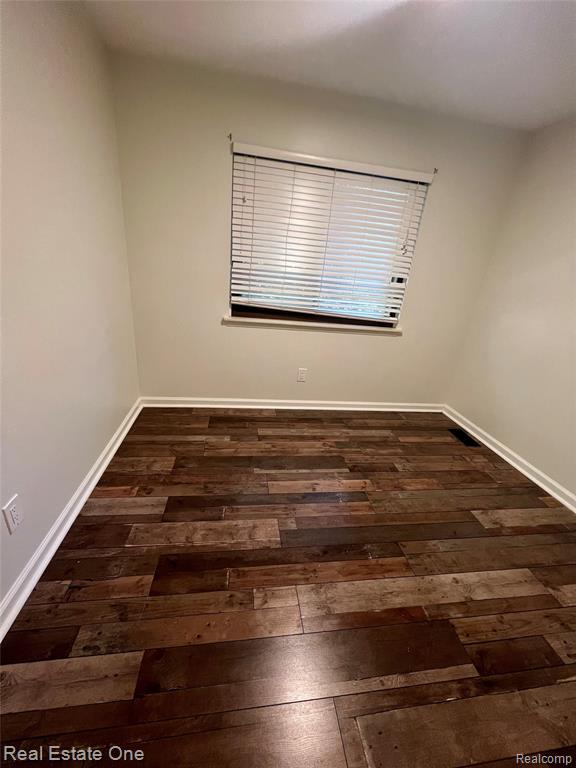 5647 Perrytown Drive, West Bloomfield, MI — Photo 13