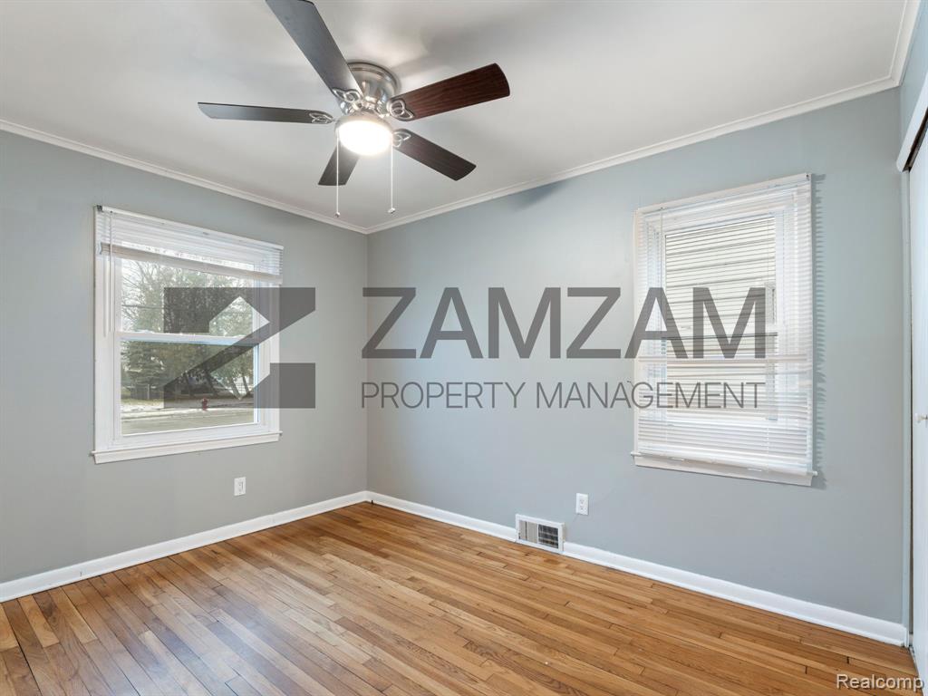 8085 Stephens, Center Line, MI 48015 — Photo 5