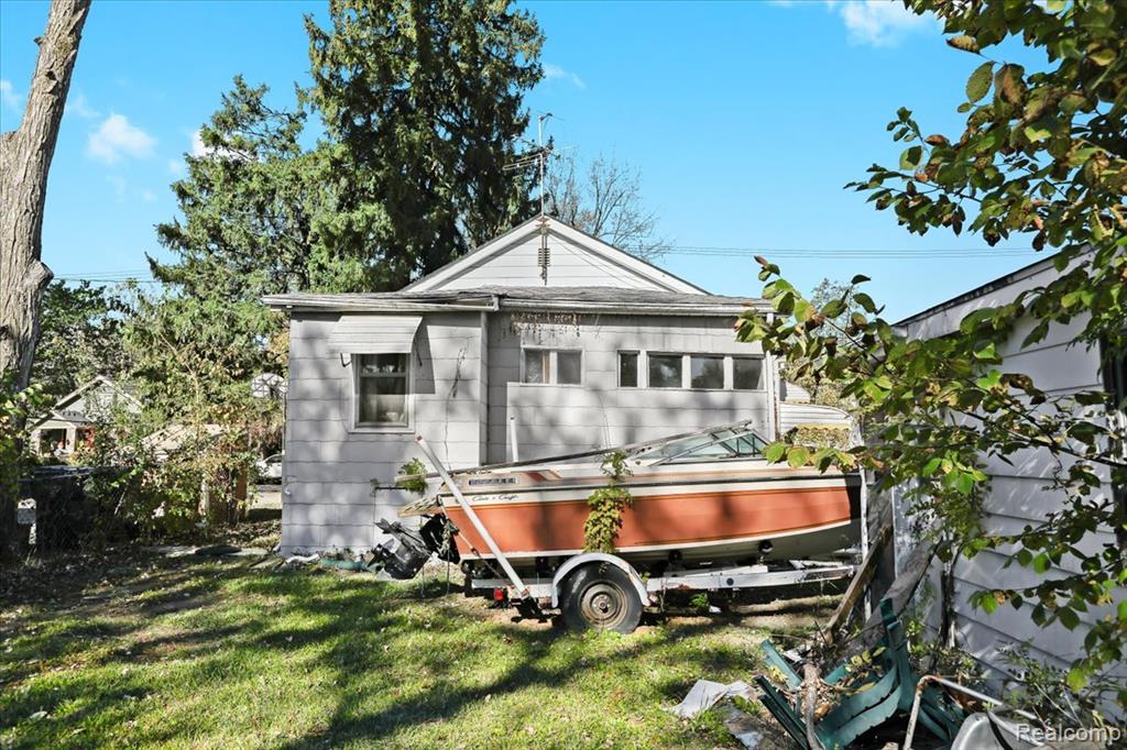 609 John M Avenue, Clawson, MI — Photo 5