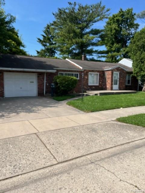 11310 Packard Avenue, Warren, MI 48089