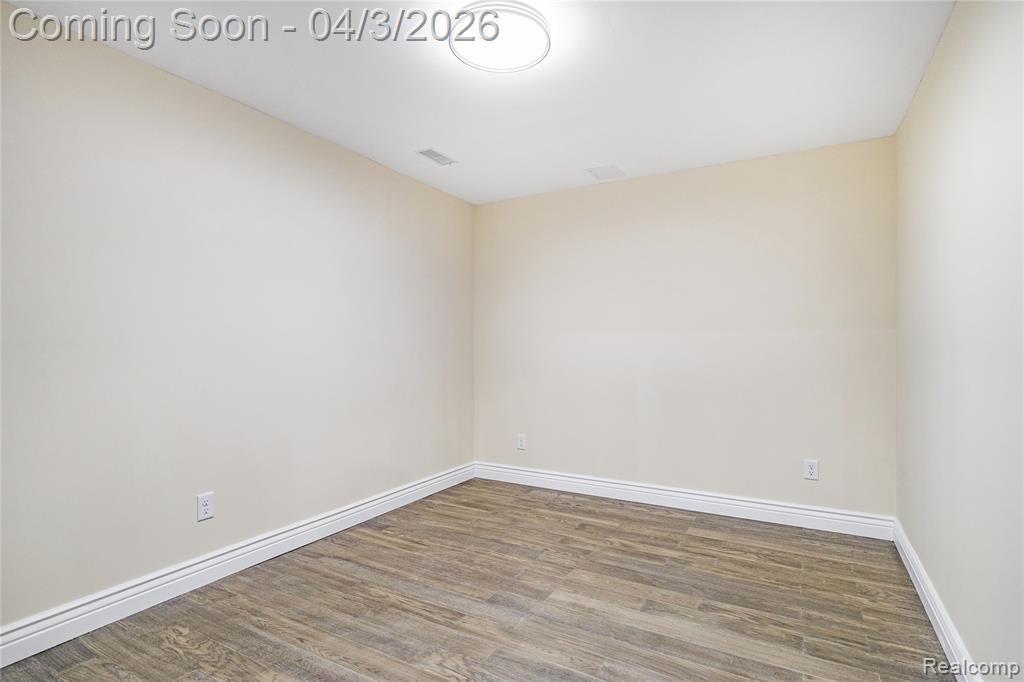 17786 Woodstock Court, Romulus, MI 48174 — Photo 24