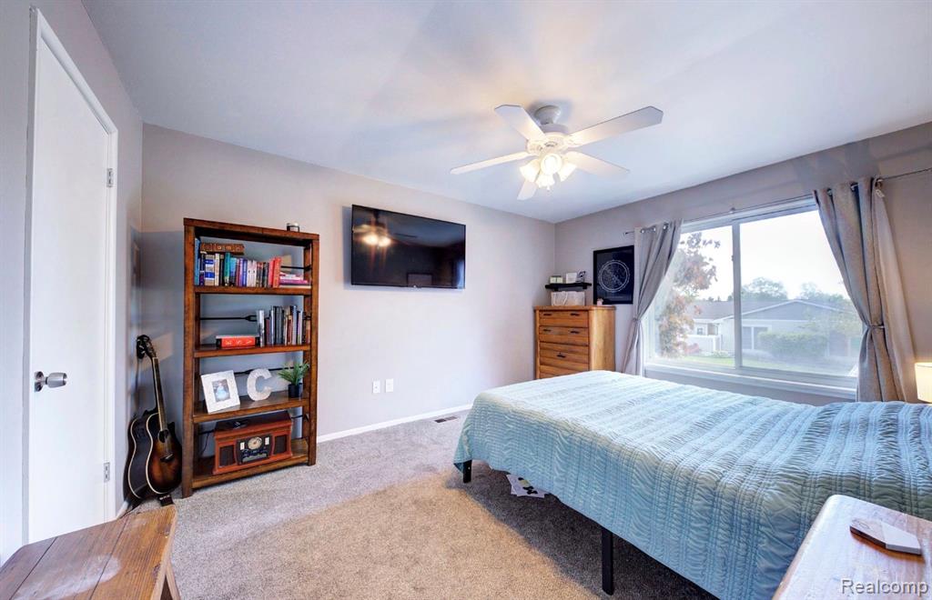 22814 Talford Street, Novi, MI — Photo 11