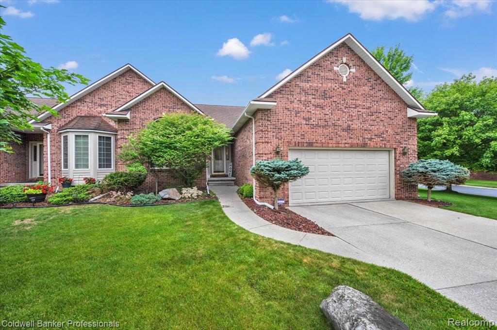 1518 Wildwood Court, Flint, MI 48532