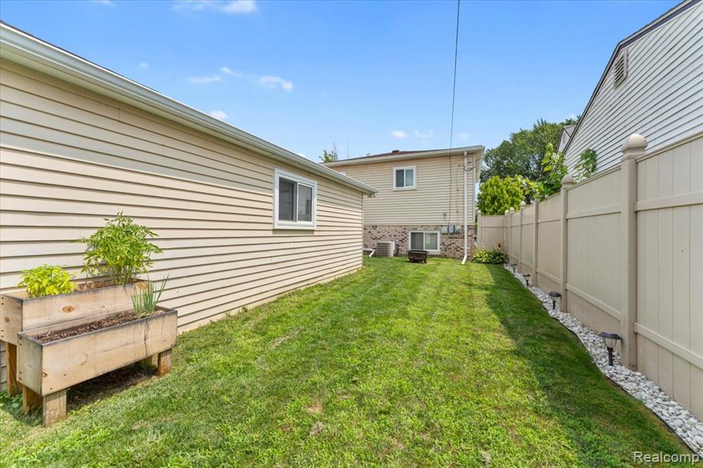 4164 Hazel Avenue, Lincoln Park, MI 48146 — Photo 25