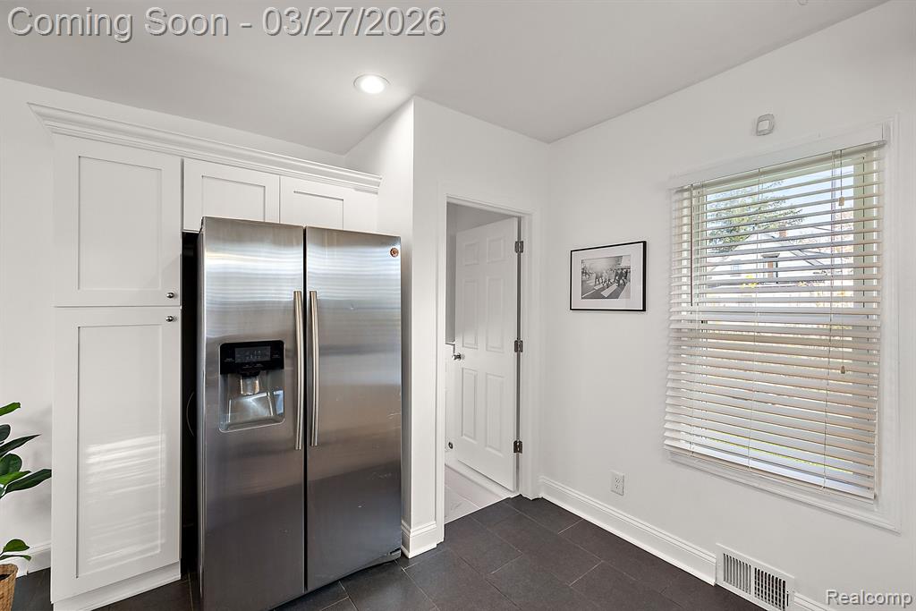2552 Beals Street, Detroit, MI 48214 — Photo 17