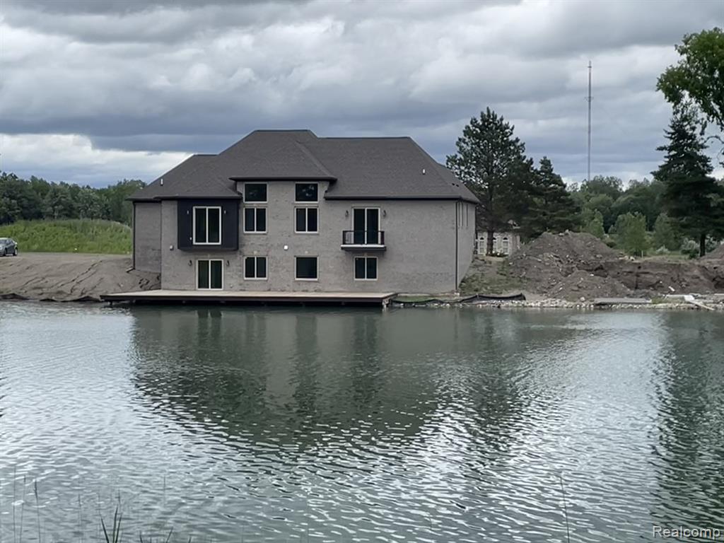68651 Lake Angela Pointe, Richmond, MI 48062 — Photo 2
