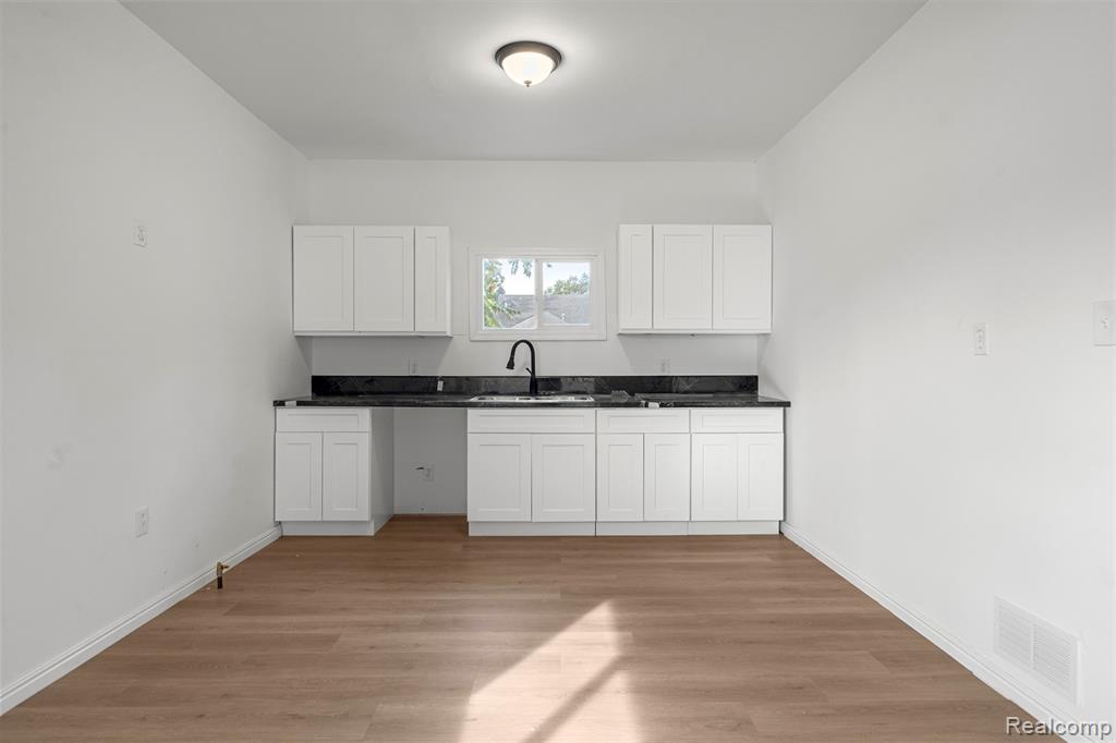 5035 Buckingham Avenue, Detroit, MI 48224 — Photo 10