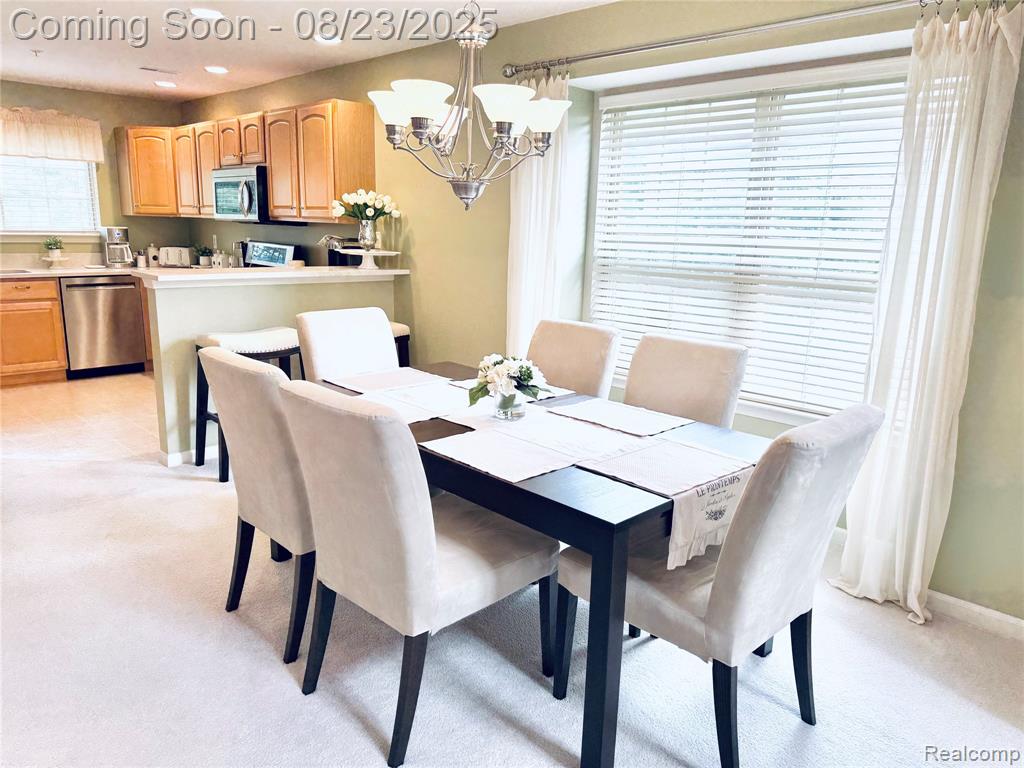 16976 Farmington Rd Road, 19, Livonia, MI 48154 — Photo 6