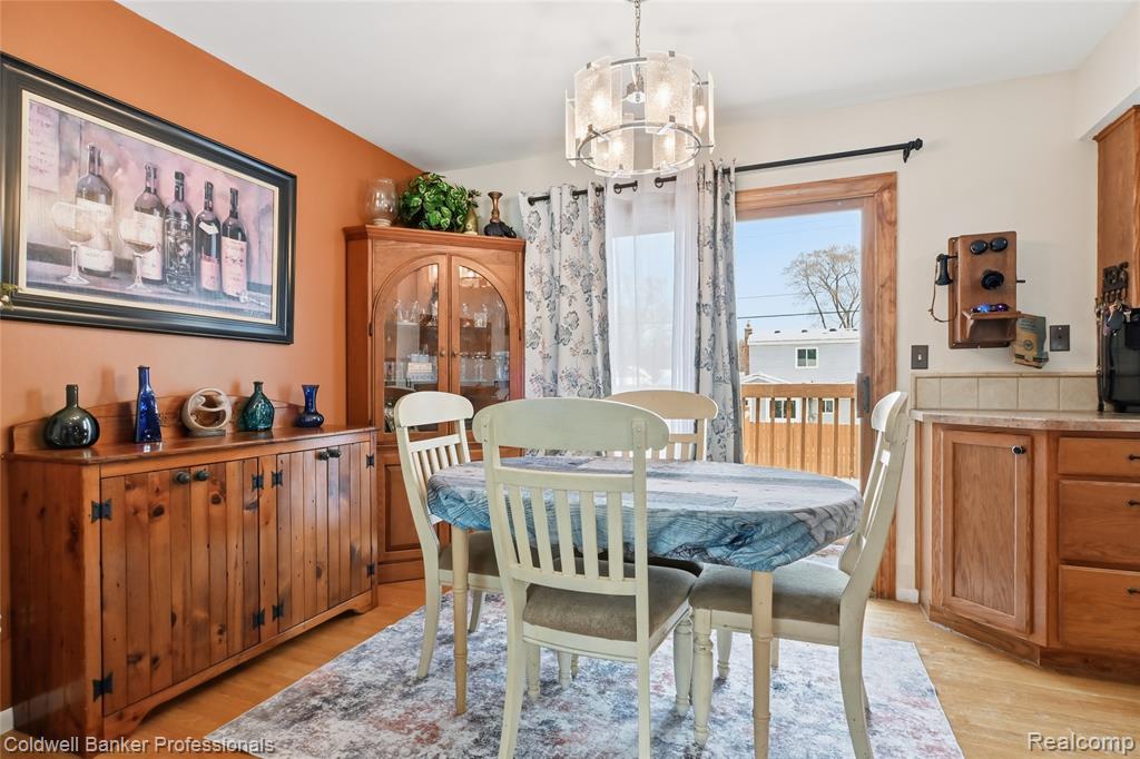 4904 Lake Grove Drive, White Lake, MI 48383 — Photo 7