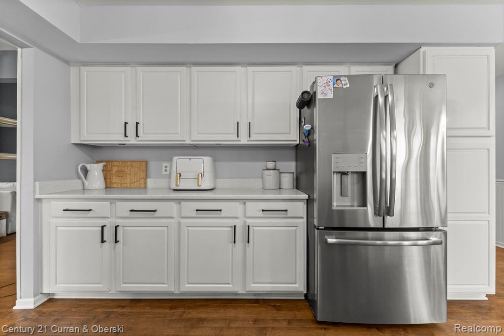 42745 LEDGEVIEW Drive, Novi, MI 48377 — Photo 15