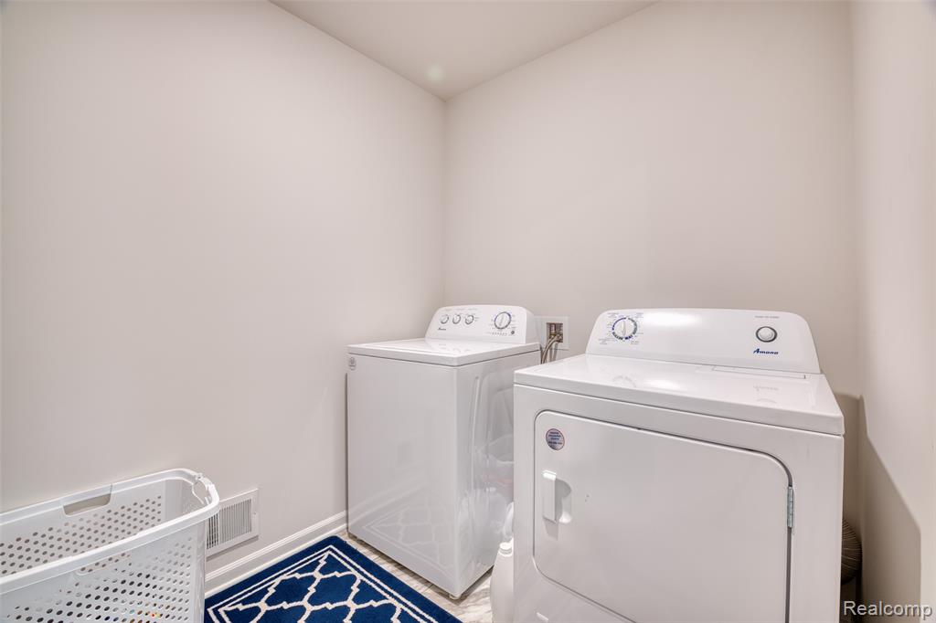 14212 Laurelwood Drive, Van Buren, MI 48111 — Photo 30