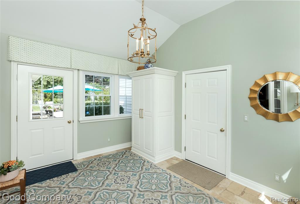 32291 Verona Circle, Beverly Hills, MI 48025 — Photo 21